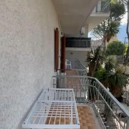 Walhalla Aparthotel *