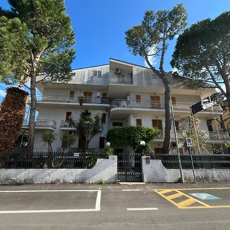 Aparthotel Walhalla Alba Adriatica